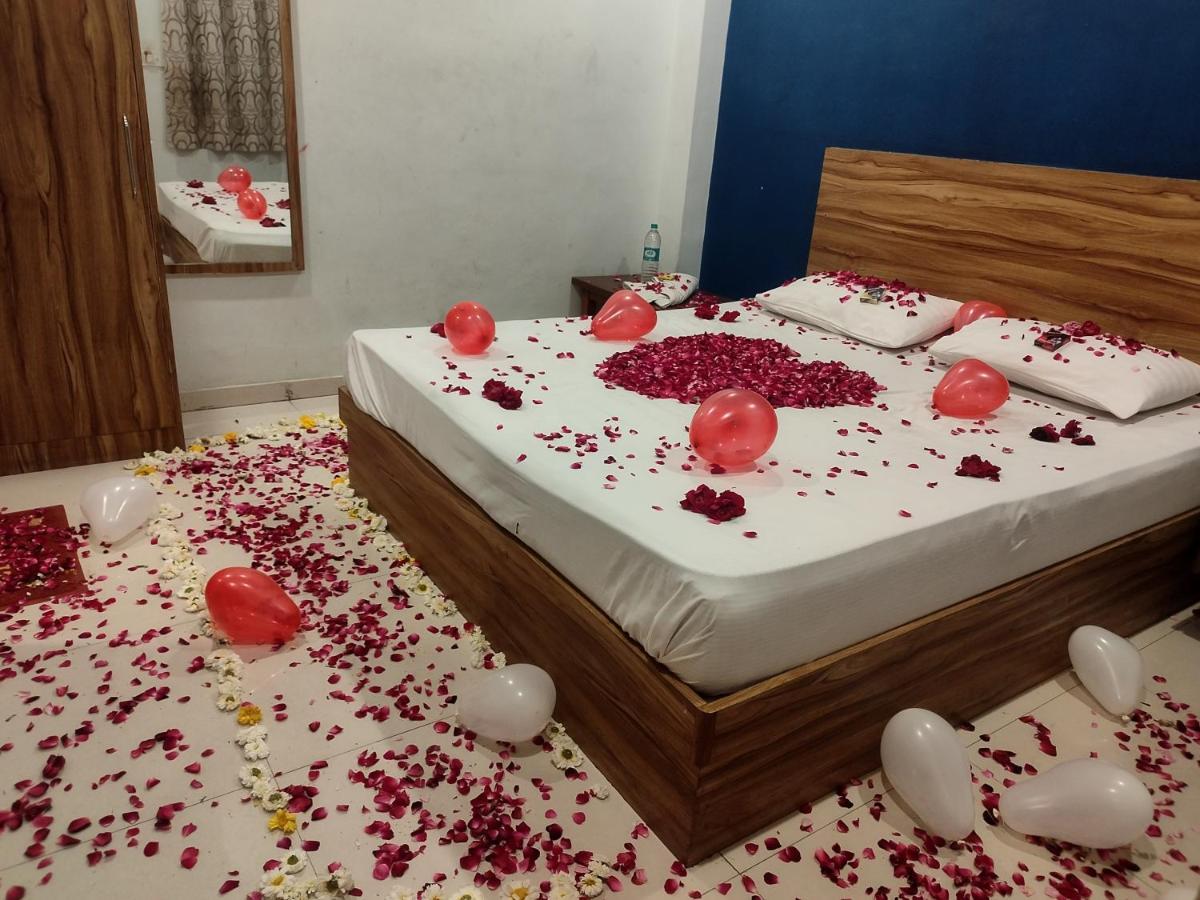 Hotel Guru Kripa - 500Mtr From Shreenathji Temple Nāthdwāra Eksteriør billede